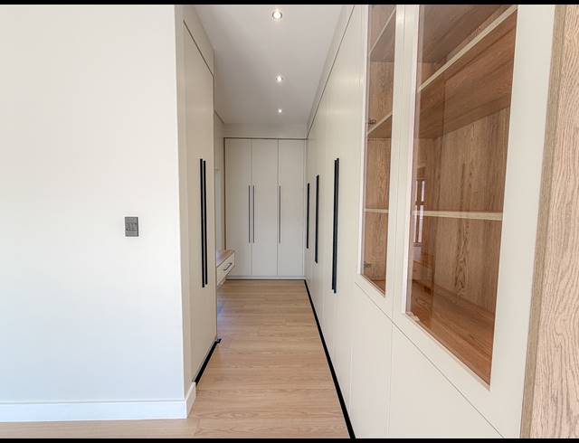 4 BEDROOM FREESTANDING FOR SALE IN FOUNTAINBROOK ESTATE